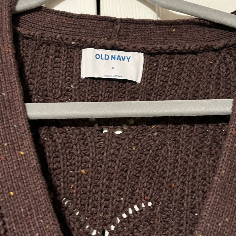 Old navy’s women’s cardigan sweater - Picture 2 of 3